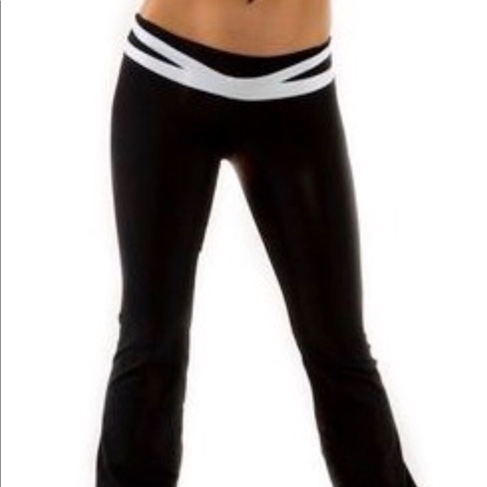 Yoga pants workout pants looking good pants